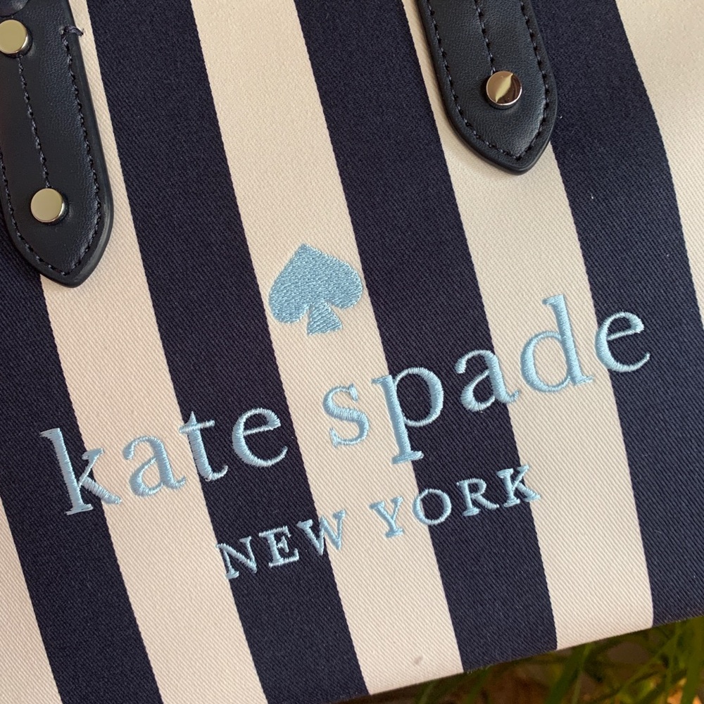 Authentic KATE SPADE Thick canvas and leather trim top zip Satchel/Crosby - Picture 13 of 14